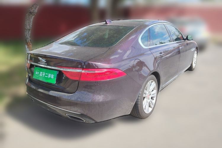 Used Jaguar XFL 2018 XFL 2.0T 250 PS Luxury Edition Rear Right 45 Deg