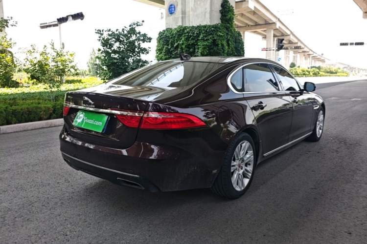 Used Jaguar XFL 2018 XFL 2.0T 250 PS Luxury Edition Rear Right 45 Deg