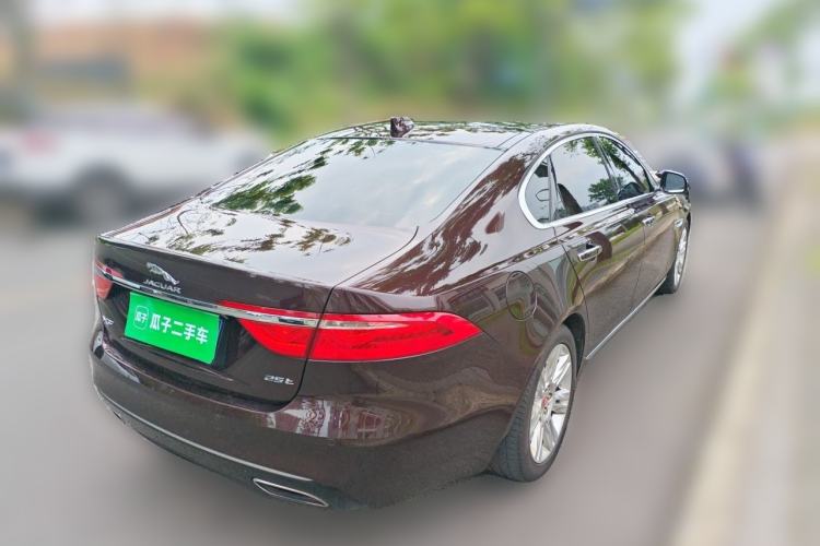 Used Jaguar XFL 2018 XFL 2.0T 250 PS Luxury Edition Rear Right 45 Deg