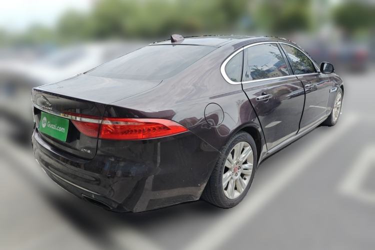 Used Jaguar XFL 2018 XFL 2.0T 250 PS Luxury Edition Rear Right 45 Deg