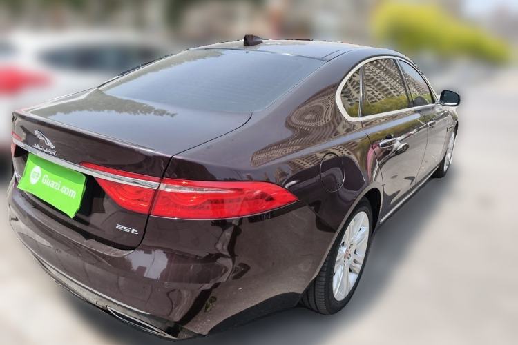 Used Jaguar XFL 2018 XFL 2.0T 250 PS Premium Edition Rear Right 45 Deg