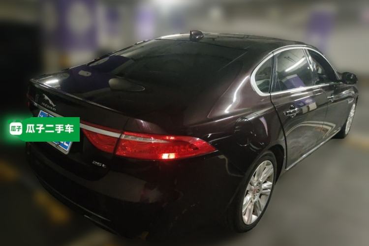 Used Jaguar XFL 2018 XFL 2.0T 250 PS Luxury Edition Rear Right 45 Deg