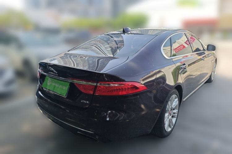 Used Jaguar XFL 2018 XFL 2.0T 250 PS Luxury Edition Rear Right 45 Deg