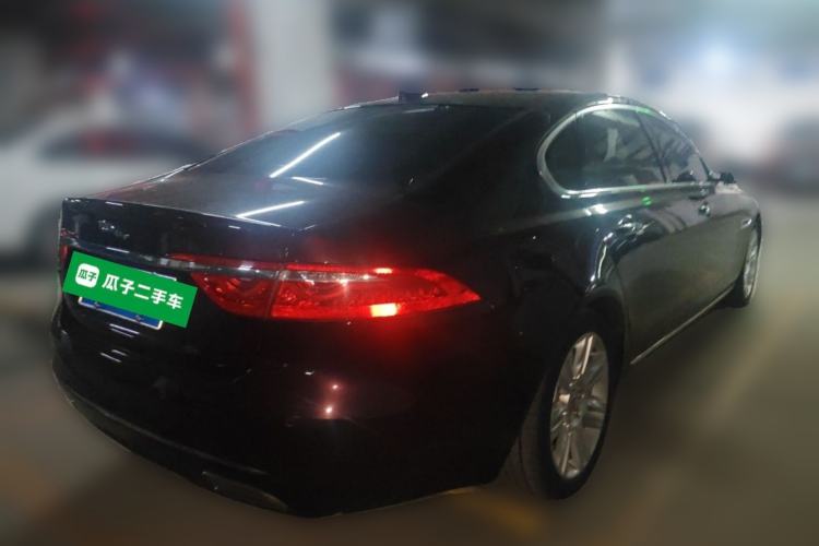 Used Jaguar XFL 2018 XFL 2.0T 250 PS Luxury Edition Rear Right 45 Deg