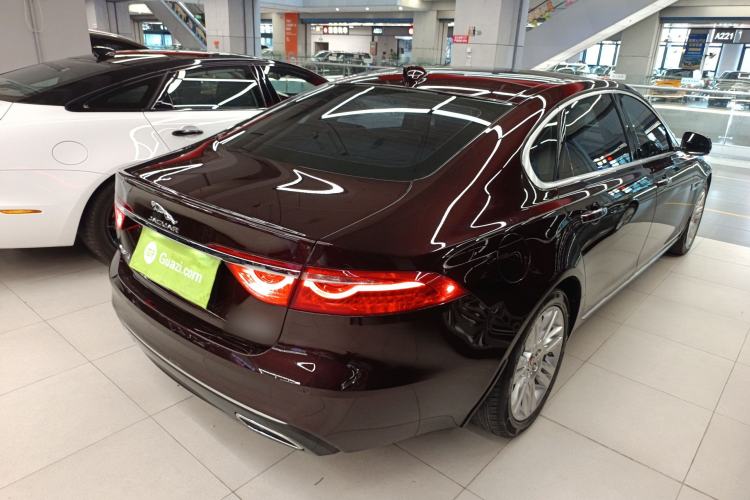 Used Jaguar XFL 2018 XFL 2.0T 250 PS Luxury Edition Rear Right 45 Deg
