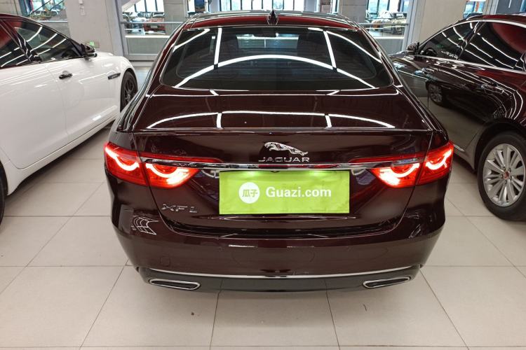 Used Jaguar XFL 2018 XFL 2.0T 250 PS Luxury Edition Rear