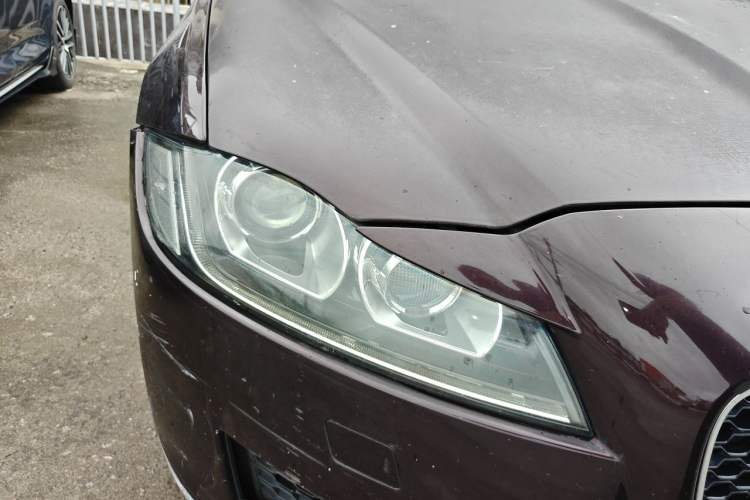 Used Jaguar XFL 2018 XFL 2.0T 200PS Elite Edition Right Front Headlight