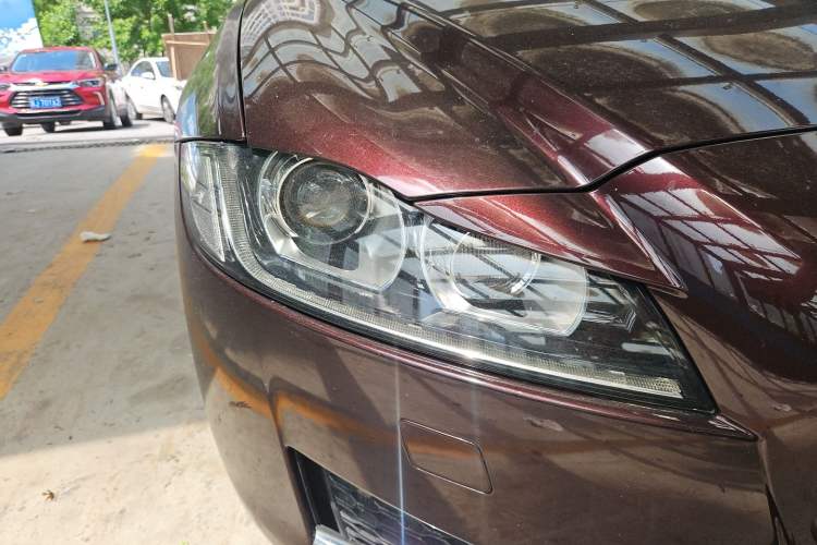 Used Jaguar XFL 2018 XFL 2.0T 200PS Elite Edition Right Front Headlight