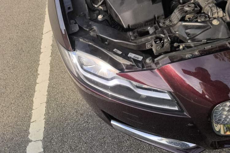 Used Jaguar XFL 2018 XFL 3.0 SC 340 PS Luxury Edition Right Front Headlight
