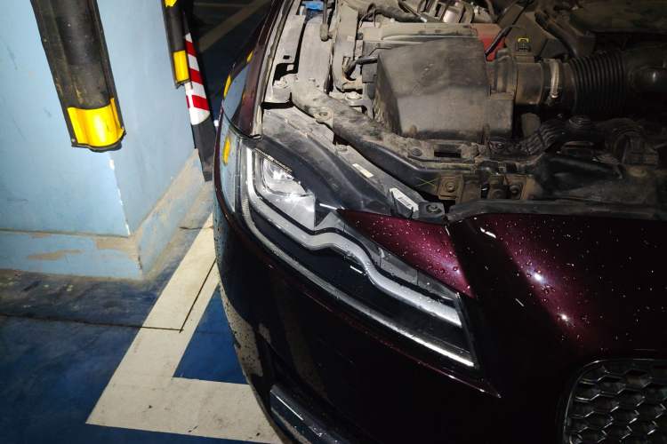 Used Jaguar XFL 2018 XFL 3.0 SC 340 PS Luxury Edition Right Front Headlight