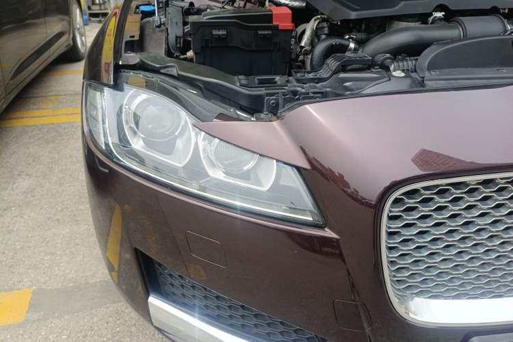 Used Jaguar XFL 2018 XFL 2.0T 200PS Elite Edition Right Front Headlight