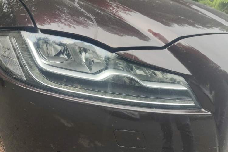 Used Jaguar XFL 2018 XFL 3.0 SC 340 PS Luxury Edition Right Front Headlight