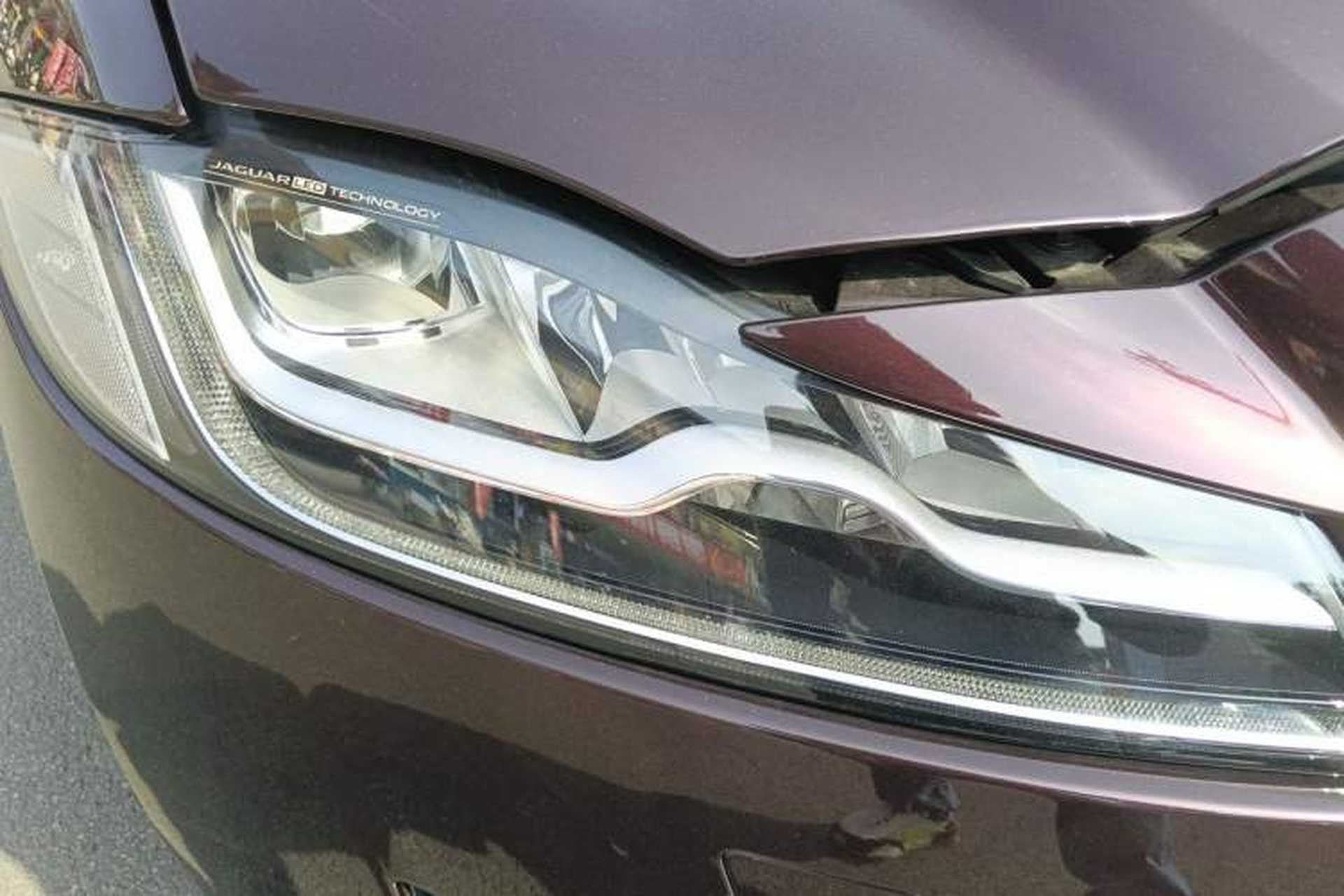 Used Jaguar XFL 2018 XFL 2.0T 250 PS Luxury Edition Right Front Headlight