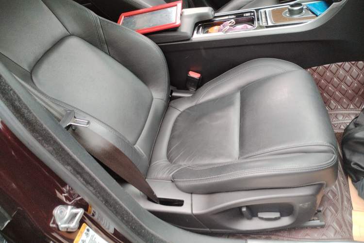 Used Jaguar XFL 2018 XFL 2.0T 200PS Elite Edition Right Front Seat