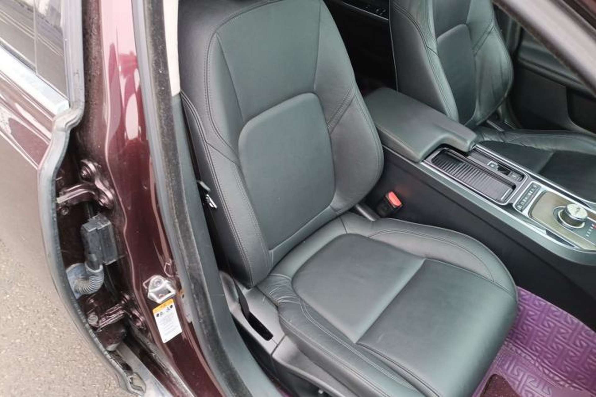 Used Jaguar XFL 2018 XFL 2.0T 200PS Elite Edition Right Front Seat