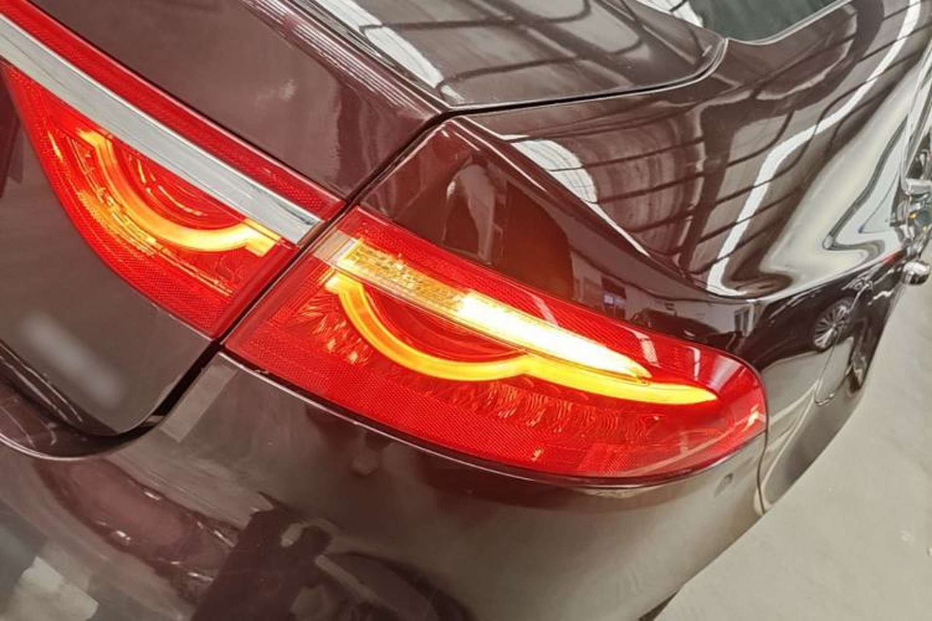 Used Jaguar XFL 2018 XFL 2.0T 250 PS Luxury Edition Right Rear Taillight