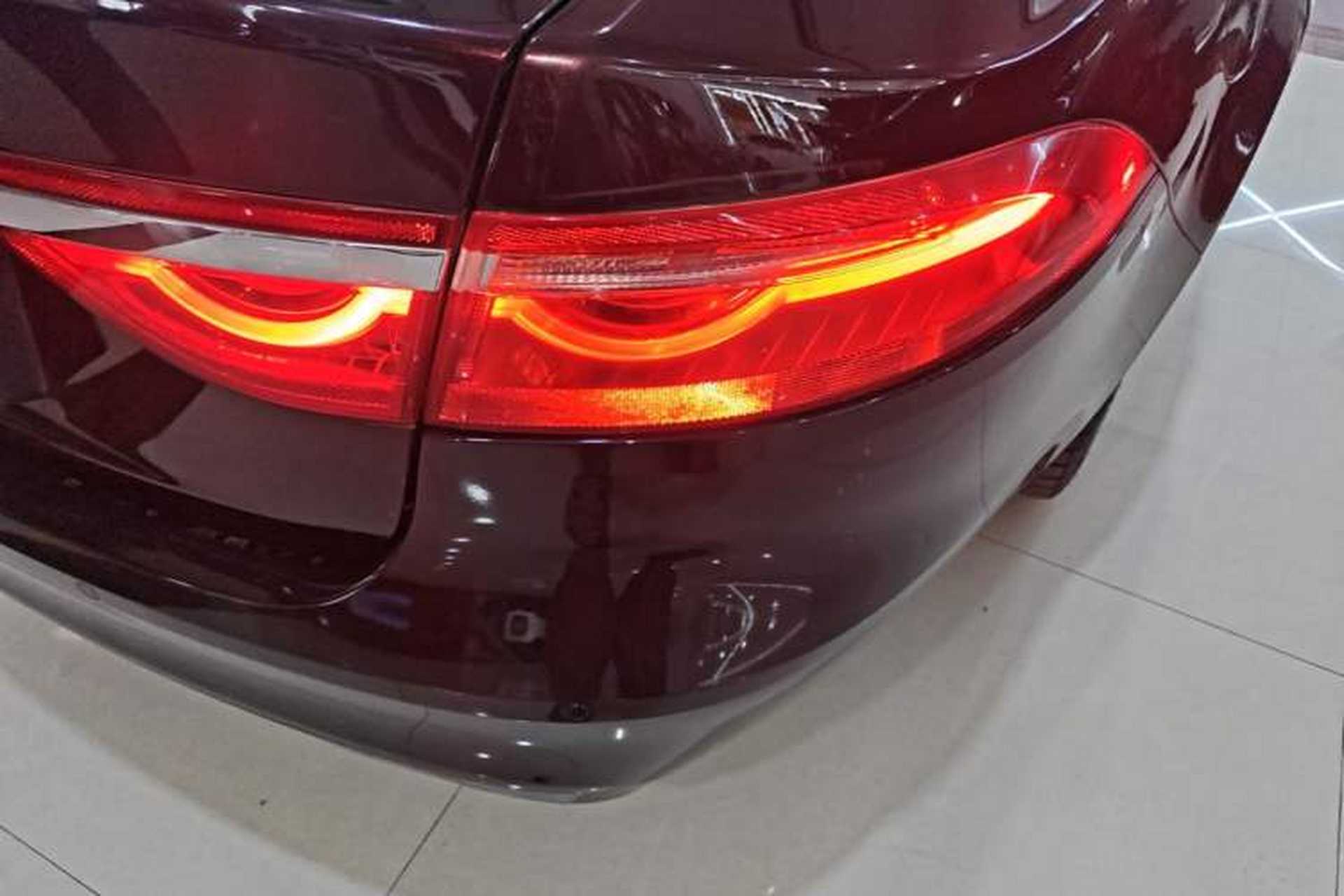 Used Jaguar XFL 2018 XFL 2.0T 200PS Elite Edition Right Rear Taillight