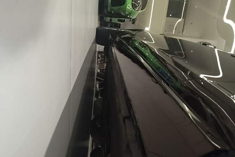 Used Jaguar XFL 2018 XFL 2.0T 250 PS Luxury Edition Right Side Sill
