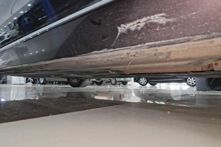 Used Jaguar XFL 2018 XFL 2.0T 200PS Elite Edition Right Side Sill