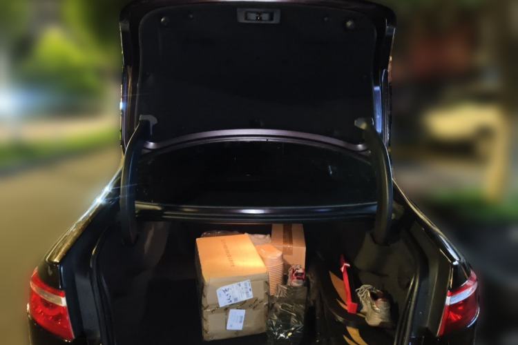 Used Jaguar XFL 2018 XFL 2.0T 200PS Luxury Edition Trunk