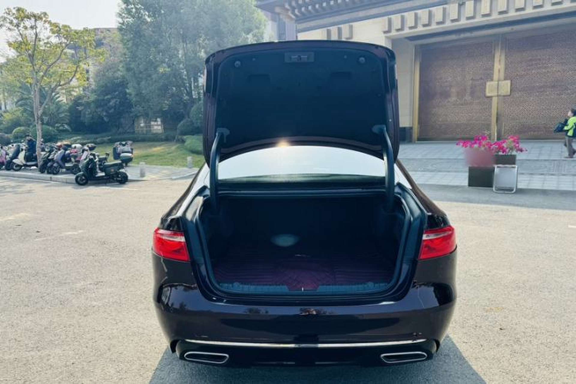 Used Jaguar XFL 2018 XFL 2.0T 200PS Elite Edition Trunk