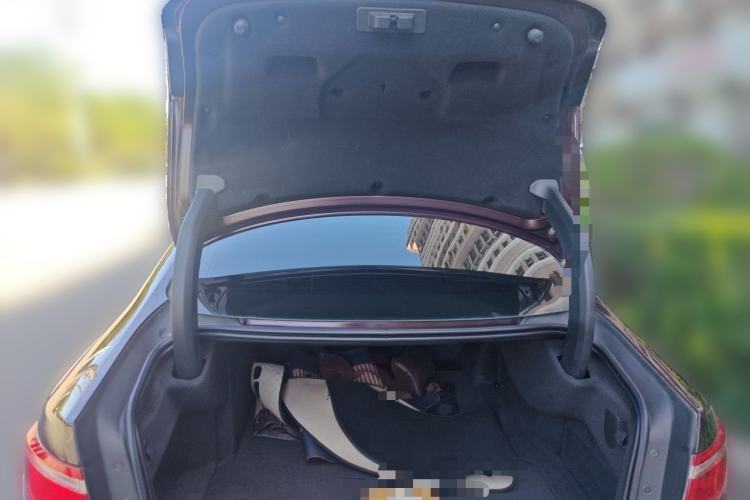 Used Jaguar XFL 2018 XFL 2.0T 250 PS Luxury Edition Trunk