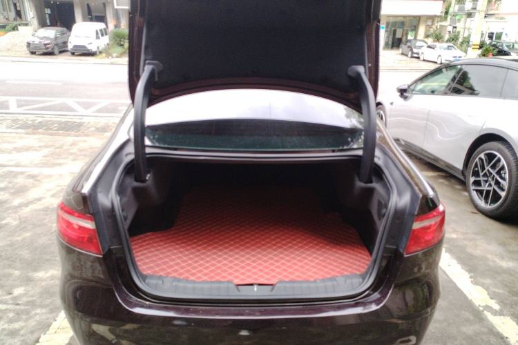 Used Jaguar XFL 2018 XFL 2.0T 200PS Elite Edition Trunk