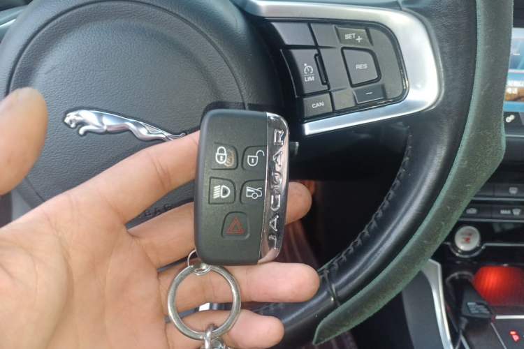 Used Jaguar XFL 2018 XFL 2.0T 250 PS Luxury Edition Vehicle Key