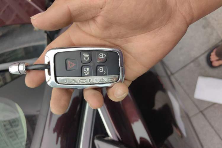 Used Jaguar XFL 2018 XFL 2.0T 250 PS Luxury Edition Vehicle Key