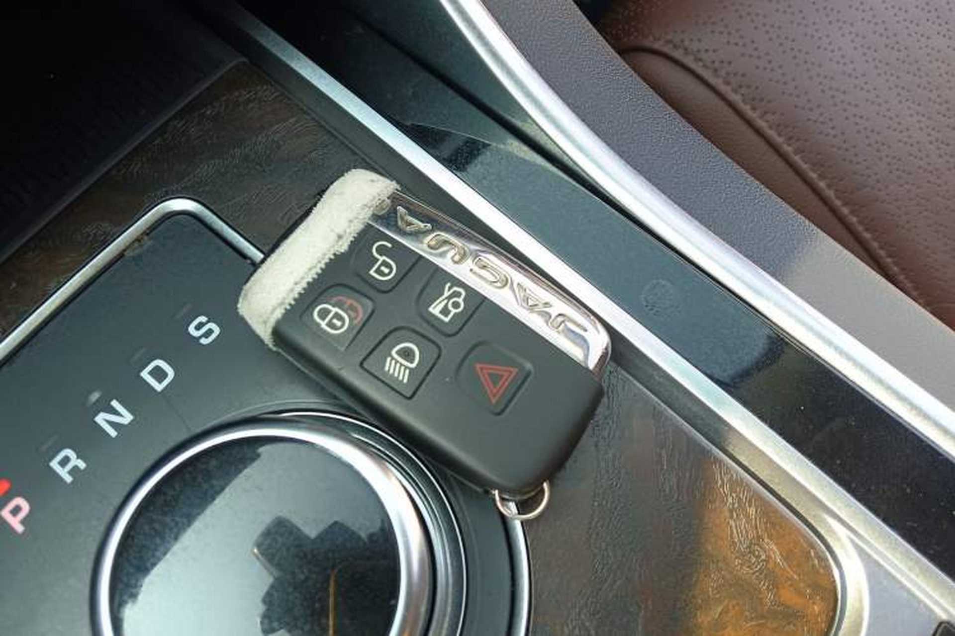 Used Jaguar XFL 2018 XFL 2.0T 250 PS Luxury Edition Vehicle Key