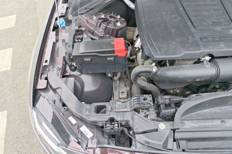 Used Jaguar XFL 2018 XFL 2.0T 250 PS Luxury Edition Engine Bay Right