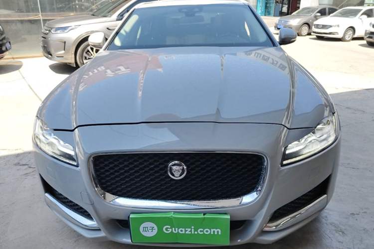 Used Jaguar XFL 2018 XFL 2.0T 250 PS Luxury Edition Front