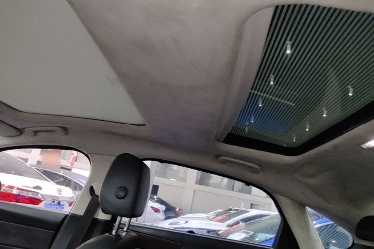 Used Jaguar XFL 2018 XFL 2.0T 200PS Elite Edition Headliner