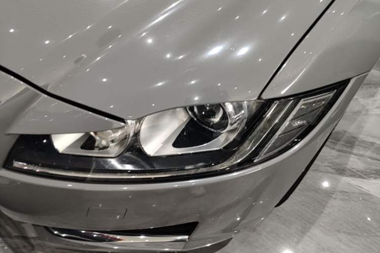 Used Jaguar XFL 2018 XFL 2.0T 200PS Elite Edition Left Front Headlight