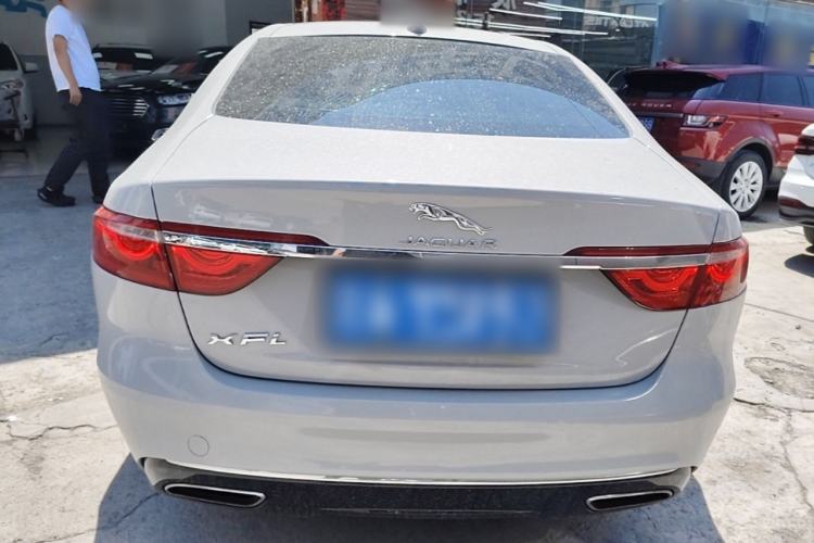 Used Jaguar XFL 2018 XFL 2.0T 250 PS Luxury Edition Rear