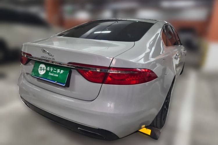 Used Jaguar XFL 2018 XFL 2.0T 250 PS Luxury Edition Rear Right 45 Deg