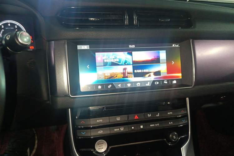 Used Jaguar XFL 2018 XFL 2.0T 250 PS Luxury Edition Audio And AC Panel
