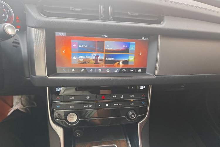 Used Jaguar XFL 2018 XFL 2.0T 250 PS Luxury Edition Audio And AC Panel