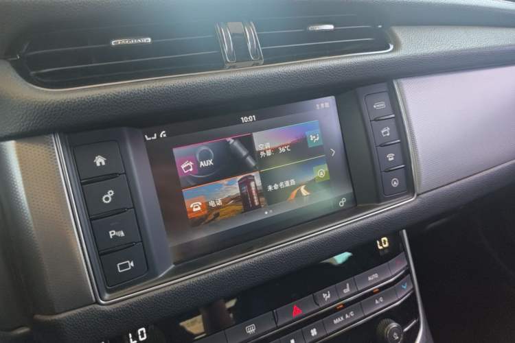 Used Jaguar XFL 2018 XFL 2.0T 200PS Elite Edition Audio And AC Panel