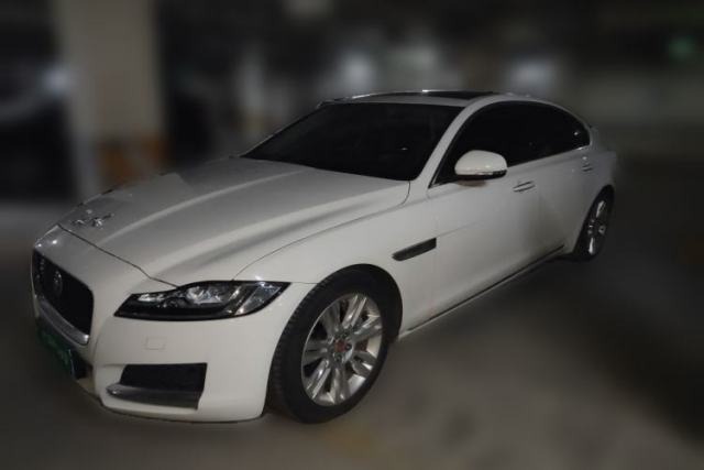 Ojetý Jaguar XFL 2018 XFL 2.0T 250 PS Luxury Edition