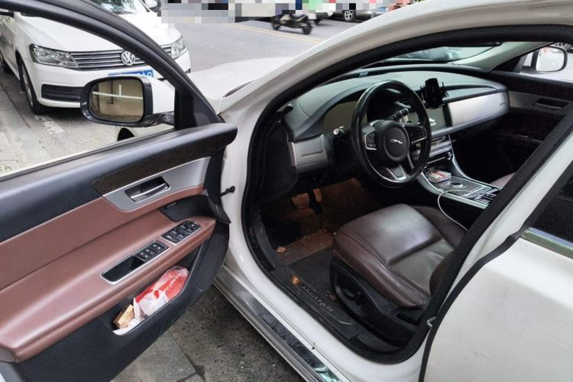 Used Jaguar XFL 2018 XFL 2.0T 250 PS Luxury Edition Driver Seat