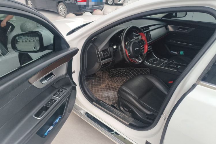 Used Jaguar XFL 2018 XFL 2.0T 200PS Elite Edition Driver Seat