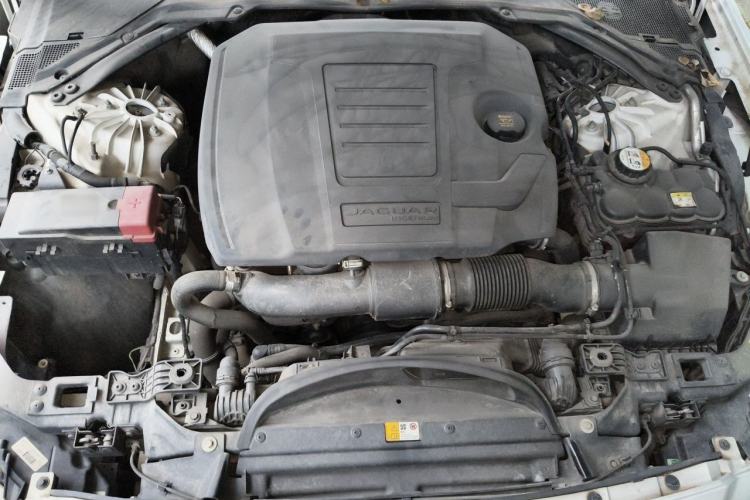 Used Jaguar XFL 2018 XFL 2.0T 250 PS Luxury Edition Engine Bay