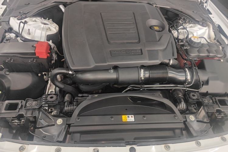 Used Jaguar XFL 2018 XFL 2.0T 200PS Elite Edition Engine Bay