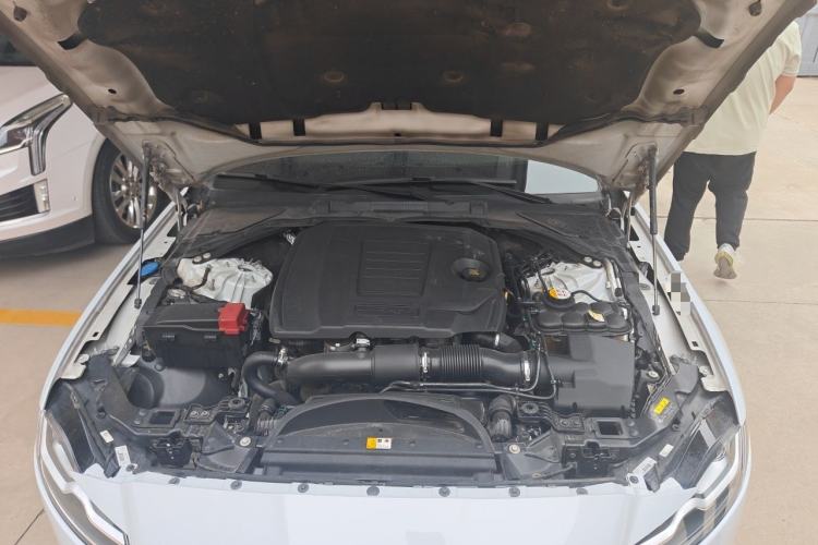 Used Jaguar XFL 2018 XFL 2.0T 250 PS Luxury Edition Engine Bay