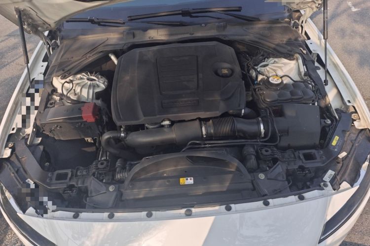 Used Jaguar XFL 2018 XFL 2.0T 200PS Elite Edition Engine Bay