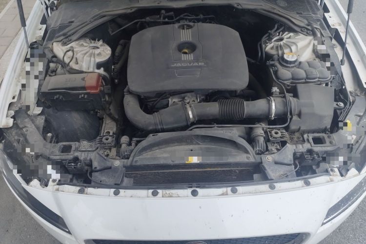 Used Jaguar XFL 2018 XFL 2.0T 200PS Elite Edition Engine Bay