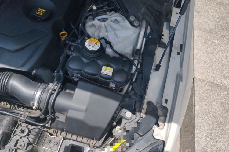 Used Jaguar XFL 2018 XFL 2.0T 200PS Elite Edition Engine Bay Left