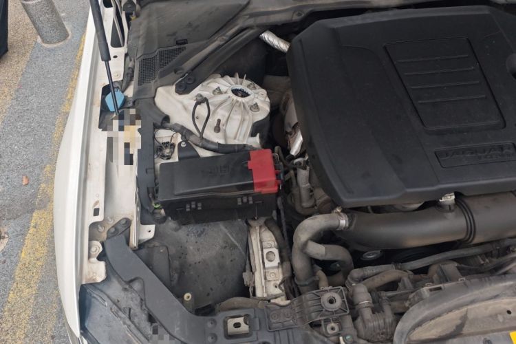 Used Jaguar XFL 2018 XFL 2.0T 250 PS Luxury Edition Engine Bay Right