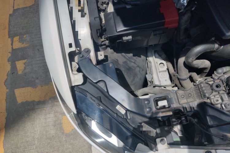 Used Jaguar XFL 2018 XFL 2.0T 200PS Elite Edition Engine Bay Right
